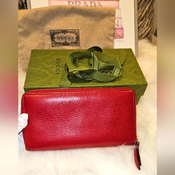 Authentic Gucci Marmont Pebbled Leather Zip Around Wallet - Picture 9 of 13